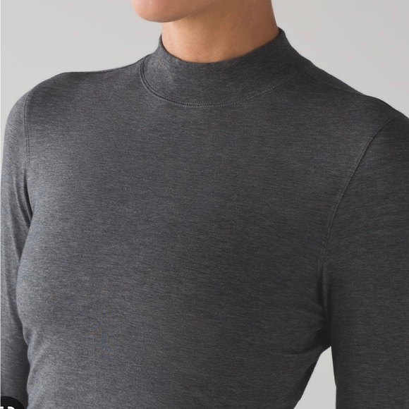 Lululemin kitsilano mock neck - Picture 1 of 3